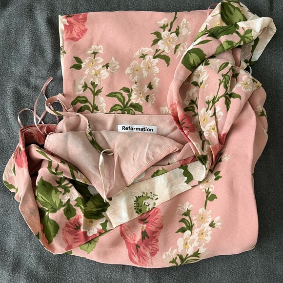 Reformation Reya Dress - Rose Garden - Picture 4 of 7